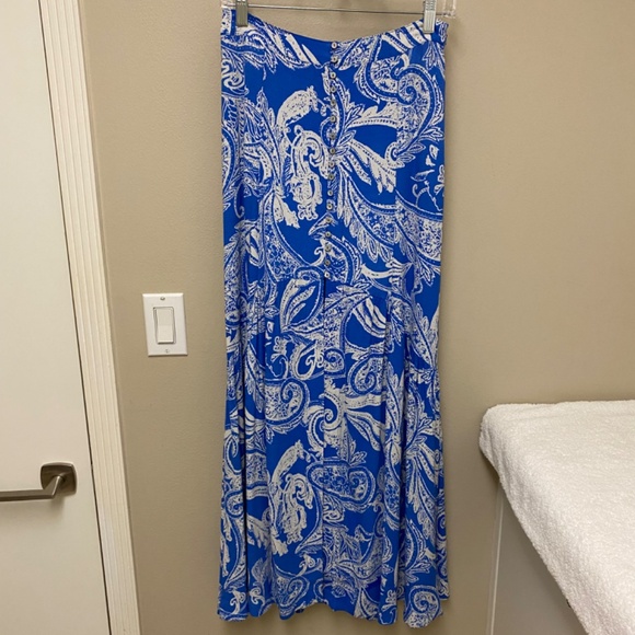 Free People Smooth Sailing Blue and White Paisley Button Maxi Skirt Size 2 - Picture 10 of 15